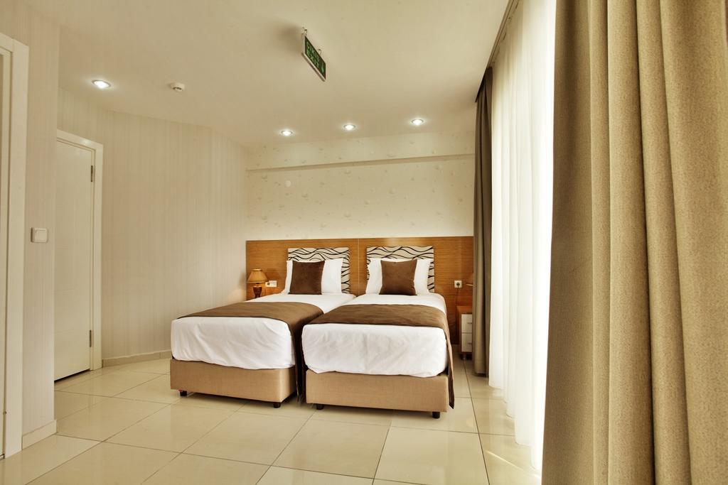 Kinali Hotel Chambre photo